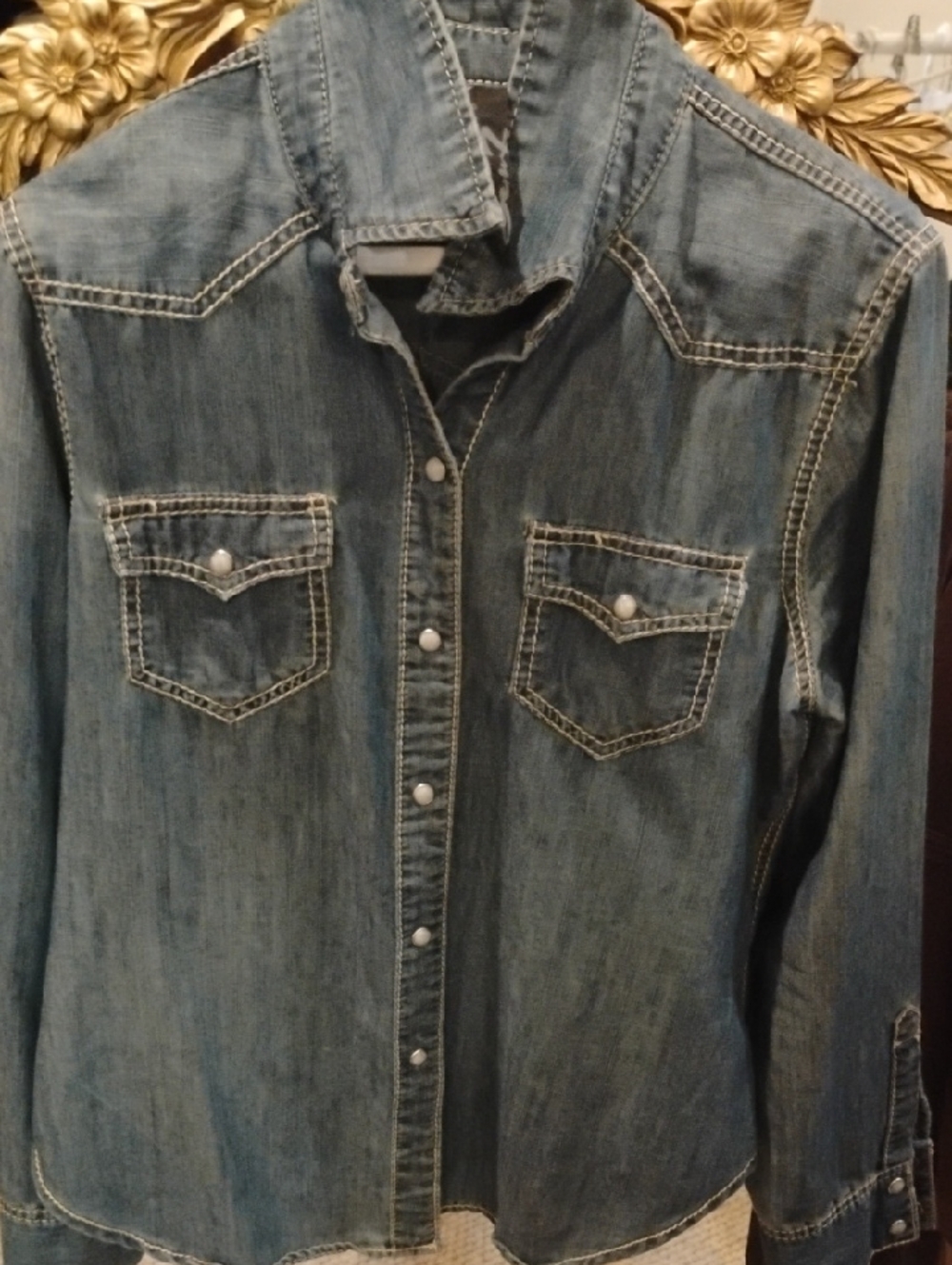 Seven7 Faded Blue Denim Western Shirt M